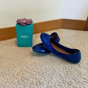 Sapphire Tieks